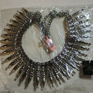 Elegant Silver Necklace